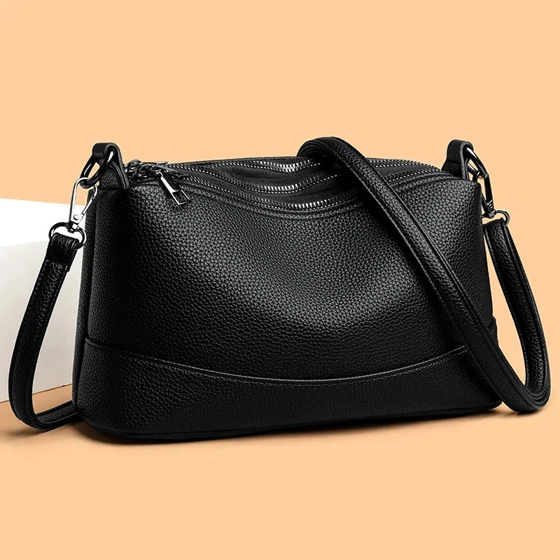 Yaffa Dana PU leather shoulder bag
Sarah 